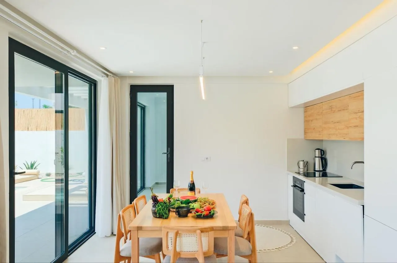 Villa Neo With 2 Private Pools, Bbq, Jacuzzi And Sauna 페티예